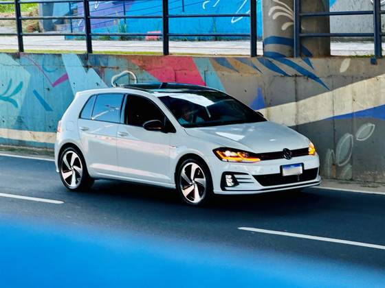VOLKSWAGEN GOLF 2.0 350 TSI GASOLINA GTI DSG